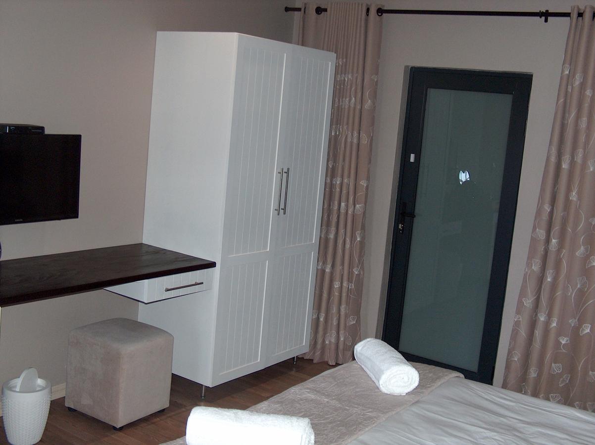 The Courtyard Guest House Clarens Ngoại thất bức ảnh